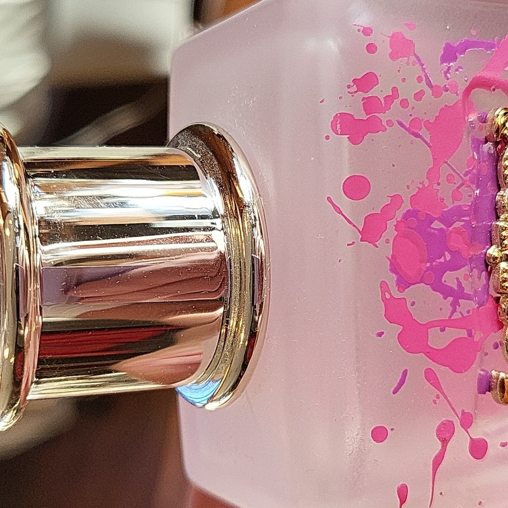 Viva la Juicy soiree 1.7 fl ounces.